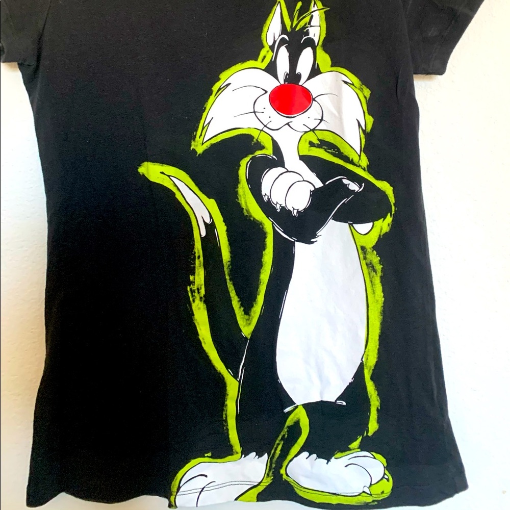 Looney Tunes Black Tee Shirt Medium